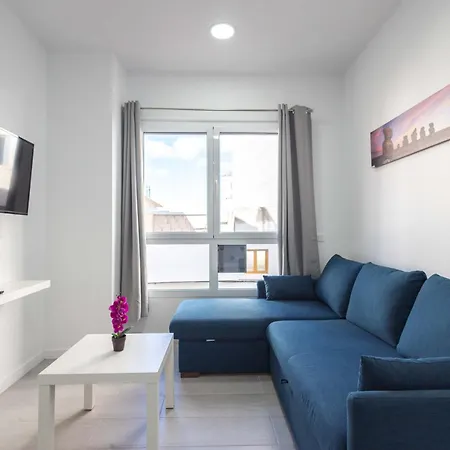 Lightbooking 7 Palmas Estadio - Gran Canaria Arena Apartment *